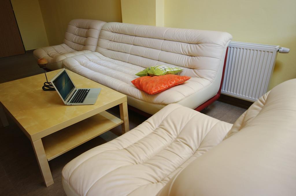 Pension Max Valtice Kamer foto
